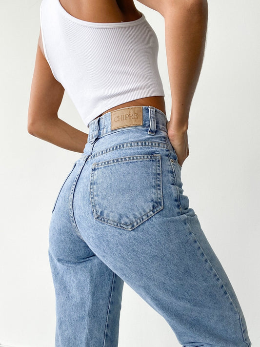Dakota High-Rise Mom Jean #FlatteringFit - Chipre Basic Denim