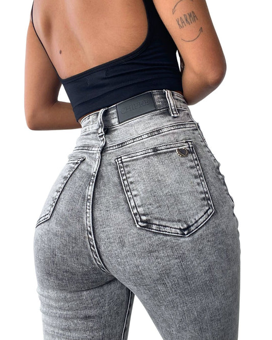Golden High-Rise Skinny Jean #FlatteringFit - Chipre Basic Denim