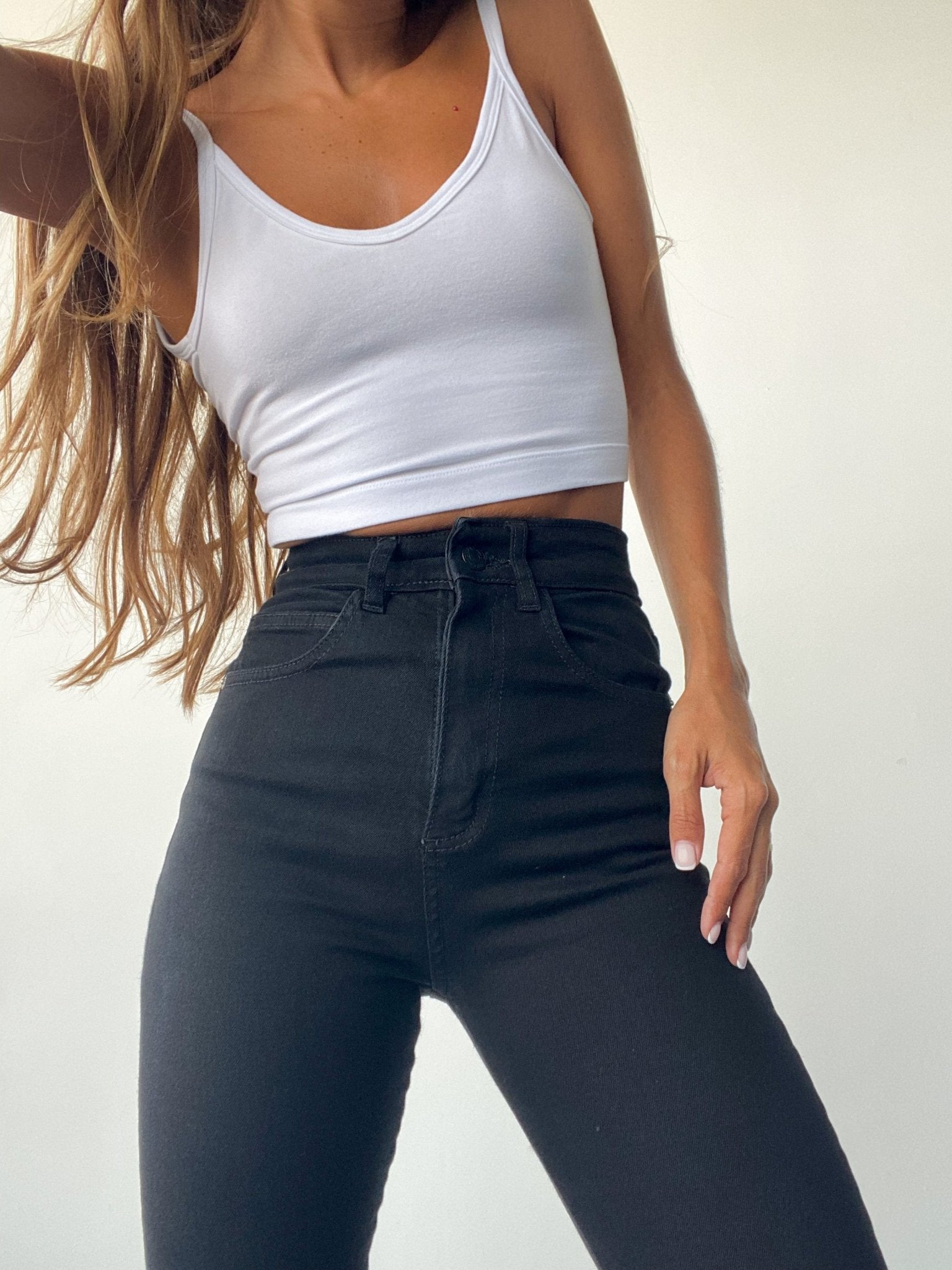 Sunny High-Rise Flare Jean #FlatteringFit - Chipre Basic Denim