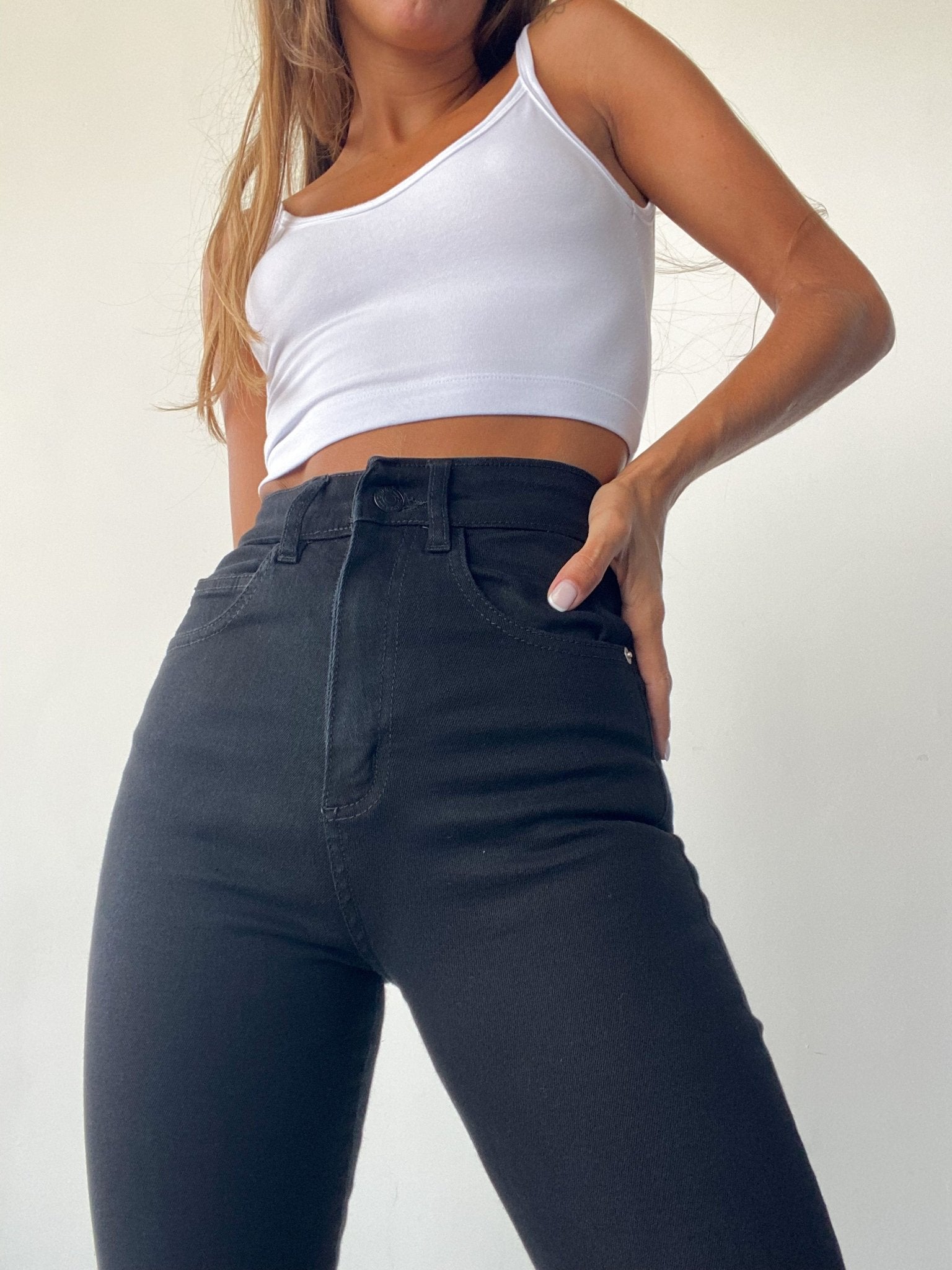 Sunny High-Rise Flare Jean #FlatteringFit - Chipre Basic Denim