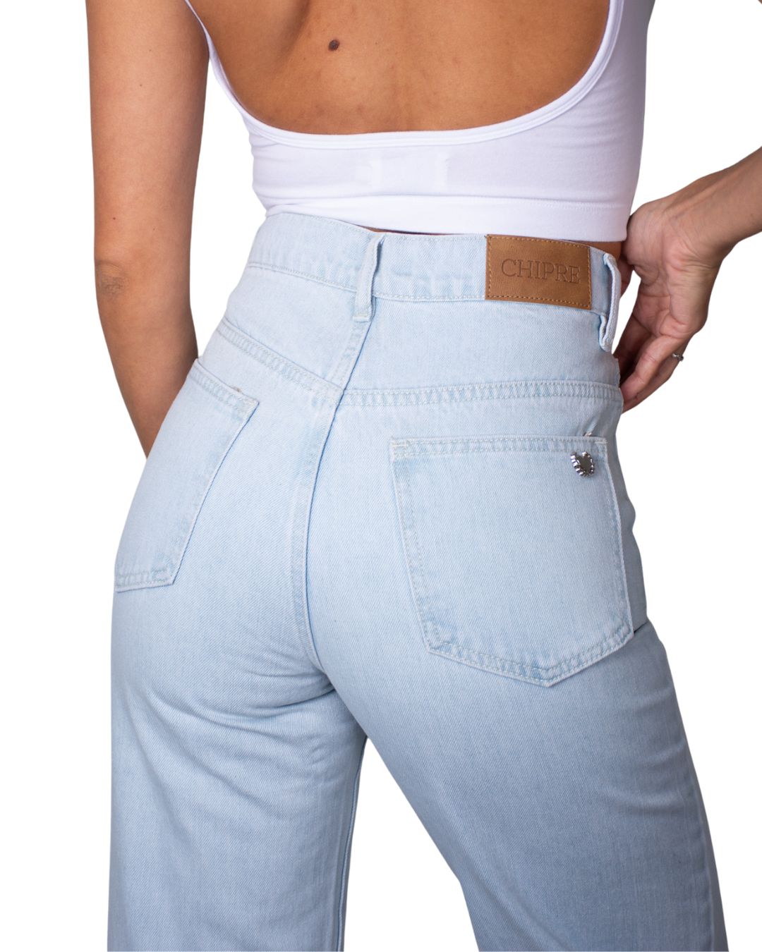 Rey High-Waisted Wide-Leg Jean