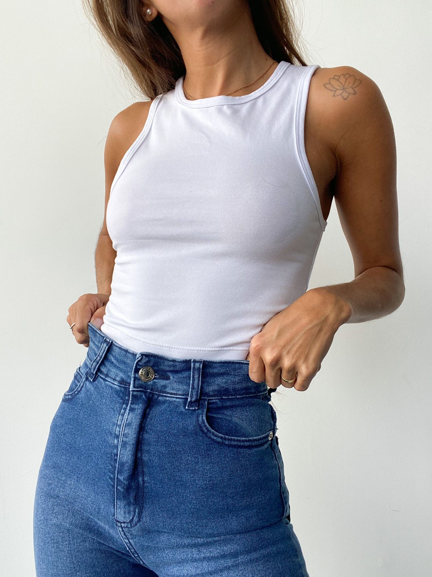 Gaia White Top - Chipre Basic Denim